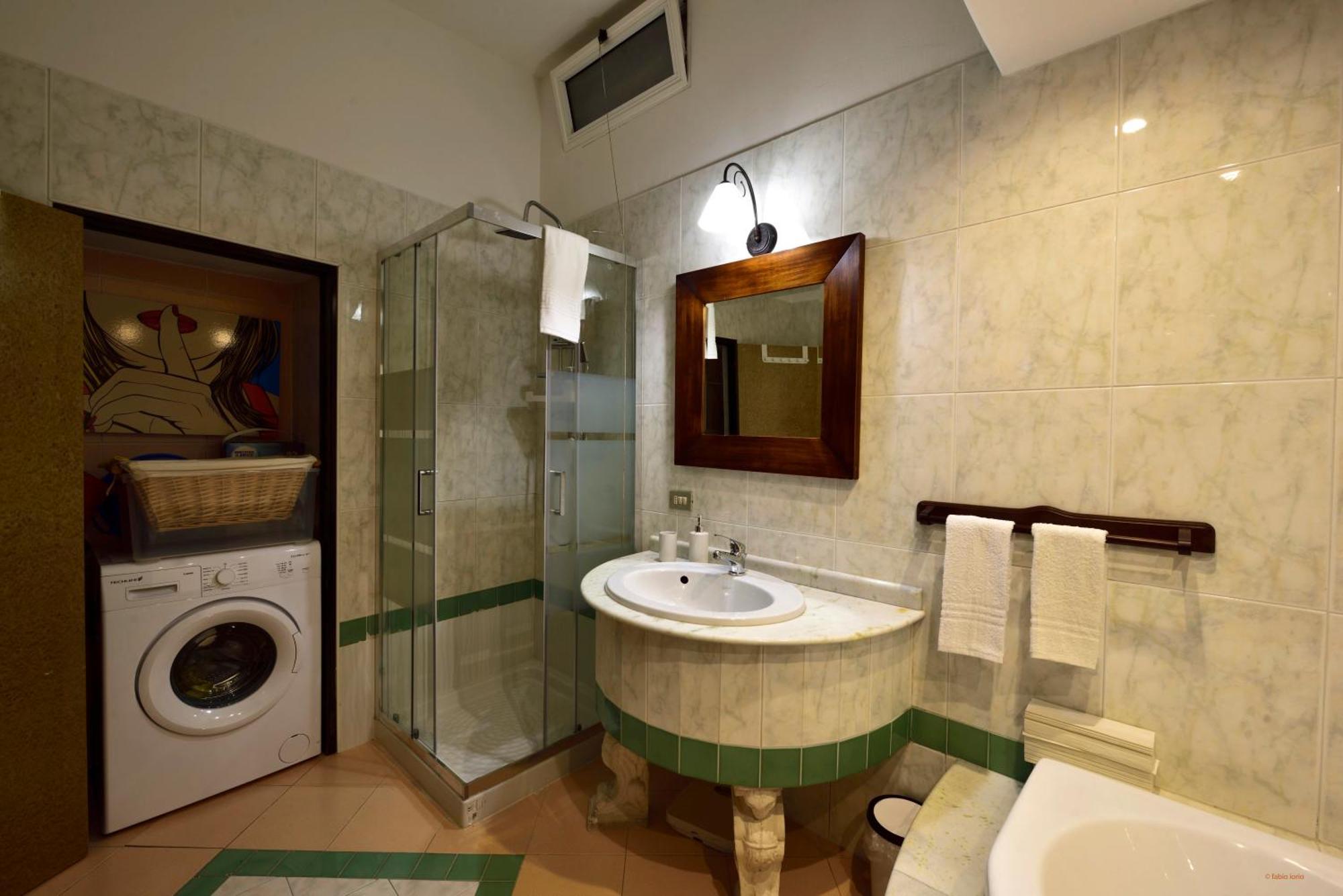 Ciaobari Apartment - Elegant 4 Bedrooms In The Heart Of Old Town Extérieur photo